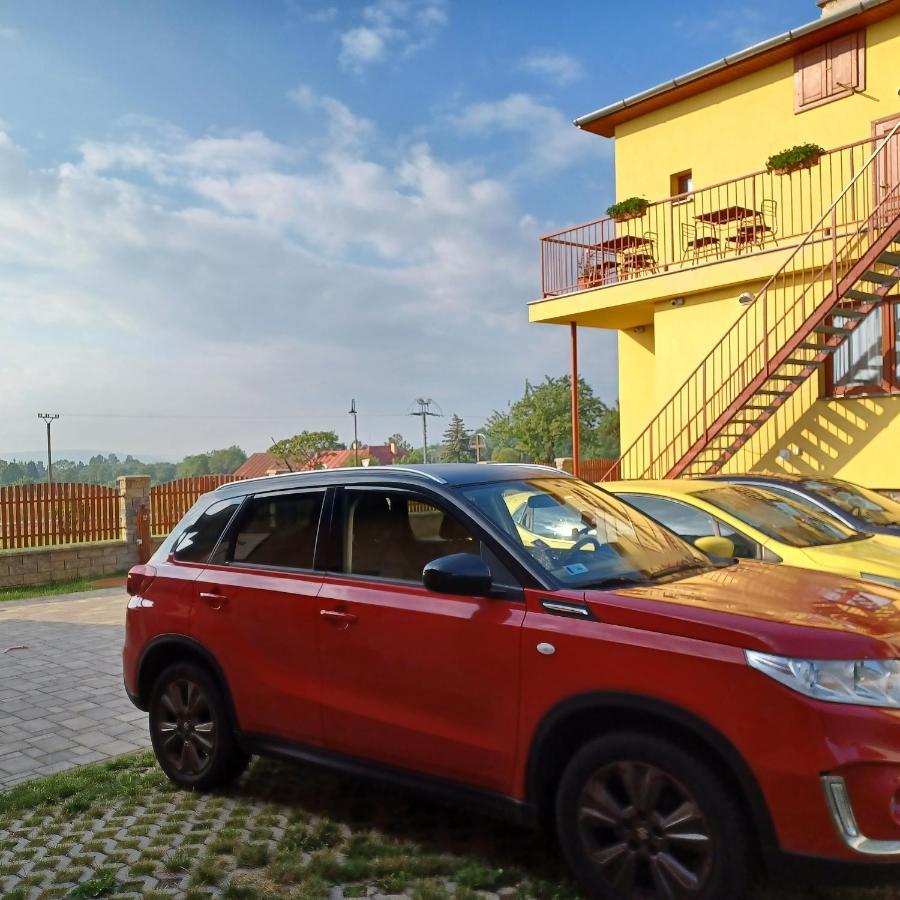 Privat U Eriky Otel Stará Lesná Dış mekan fotoğraf